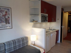 Appartement cosy au pied des pistes avec balcon et parking - FR-1-181-2040